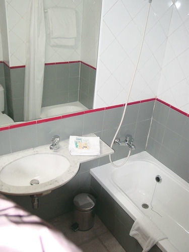 Hotel Montmeló Zewnętrze zdjęcie