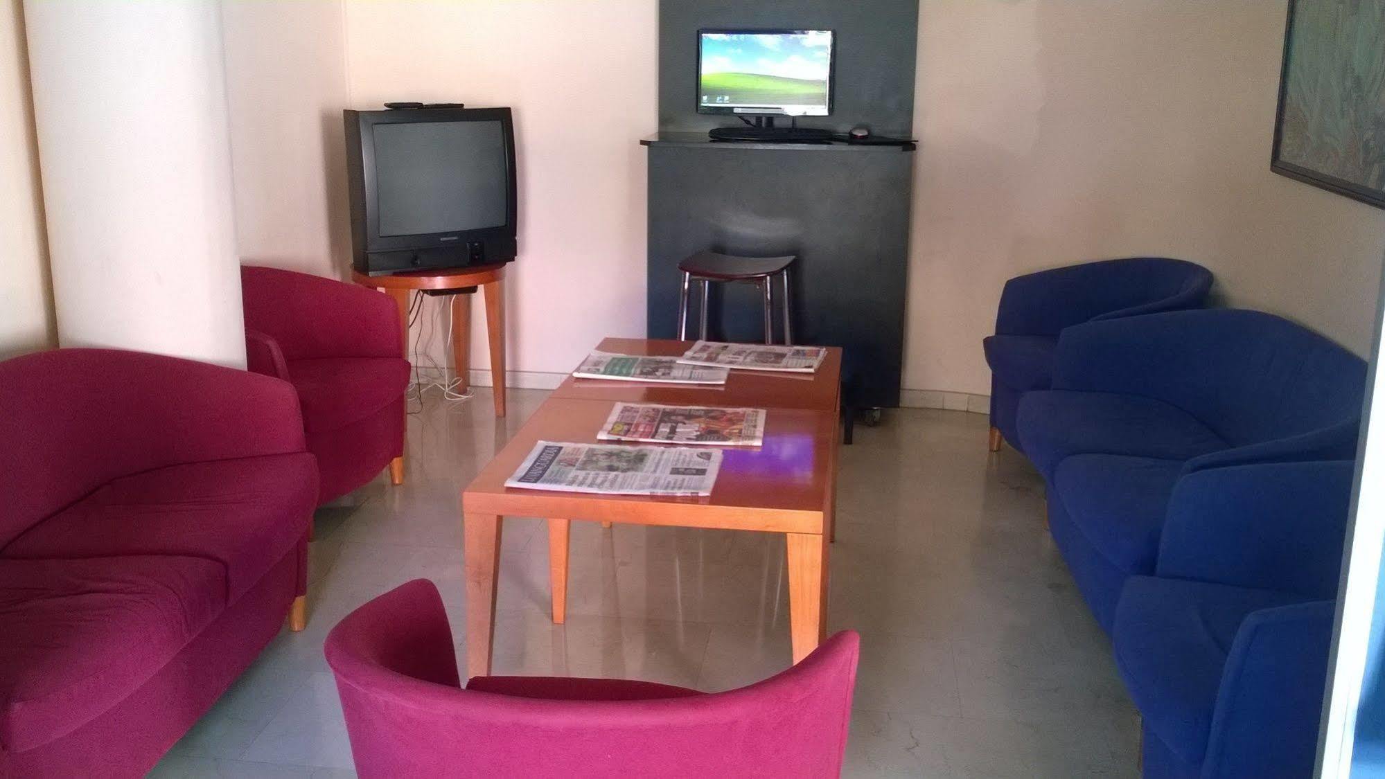 Hotel Montmeló Zewnętrze zdjęcie